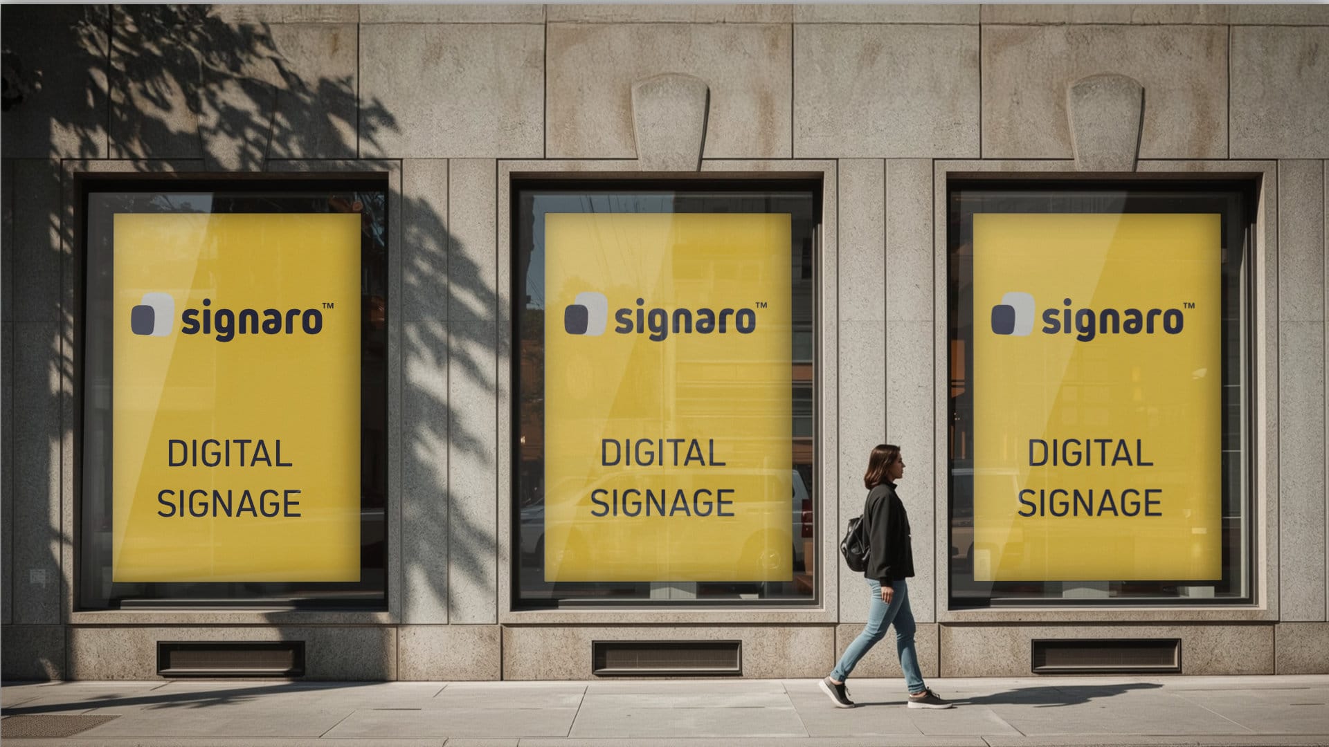 Start 54 Drei Schaufenster mit digitaler Werbung von Signaro